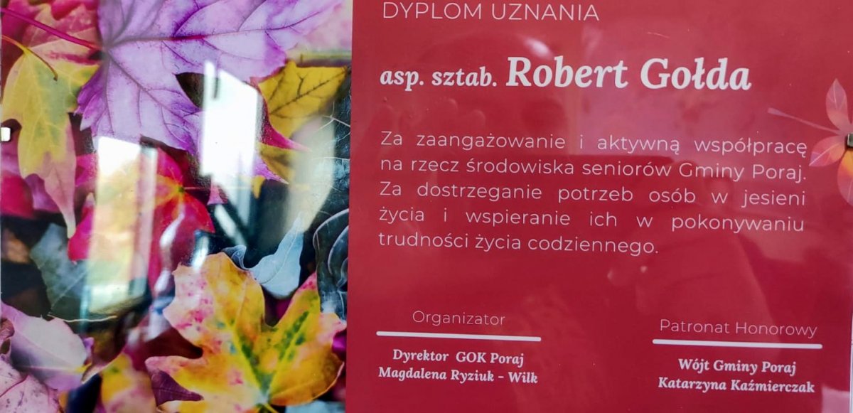 Dyplom uznania z treścią podziękowań dla dzielnicowego