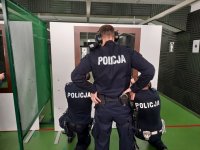 Policjanci podczas treningu