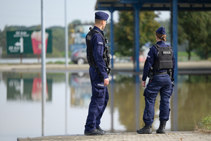 zdjęcie policjantów