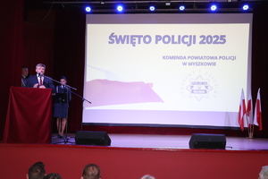 Na zdjęciu przemawiający Burmistrz Gminy i Miasta Koziegłowy Jacek Ślęczka