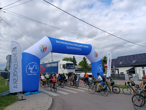Na zdjęciu start pielgrzymi rowerowej