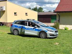 Na zdjęciu radiowóz policyjny